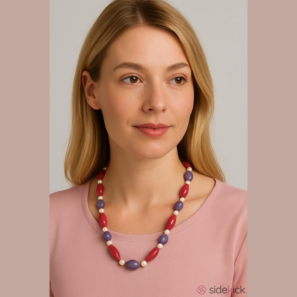 Vintage Lavender and Pink Lucite Necklace 1950’s Length measures approx 28”